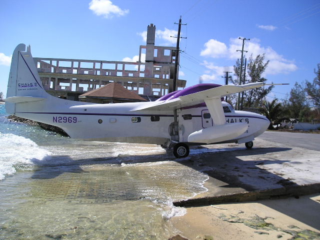 Chalk's N2969 and Henry wedding party arriving in Bimini on November 9th, 2005