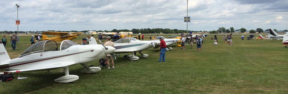 Mustang Line at AirVenture 2014